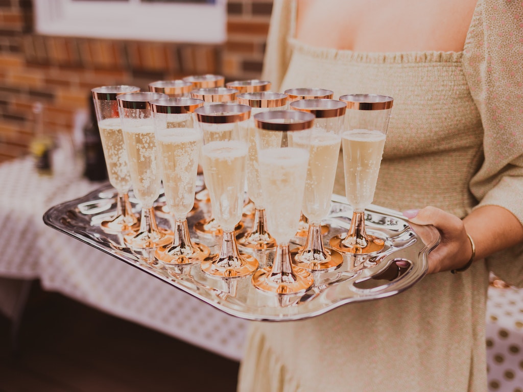 Champagne vs Spumante: Scopri le Differenze Essenziali