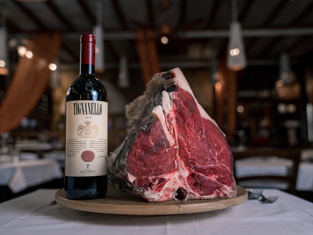 Come abbinare i vini italiani ai piatti tradizionali regionali