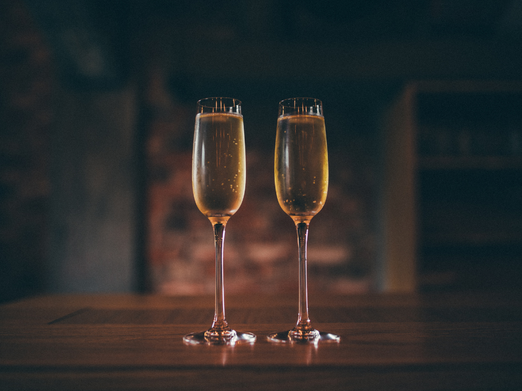 Champagne Blanc de Blancs vs Blanc de Noirs cosa cambia davvero